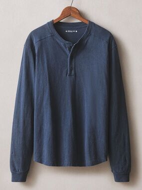 NWOT American Giant Blue Broken-In Premium Slub Long Sleeve Henley Medium